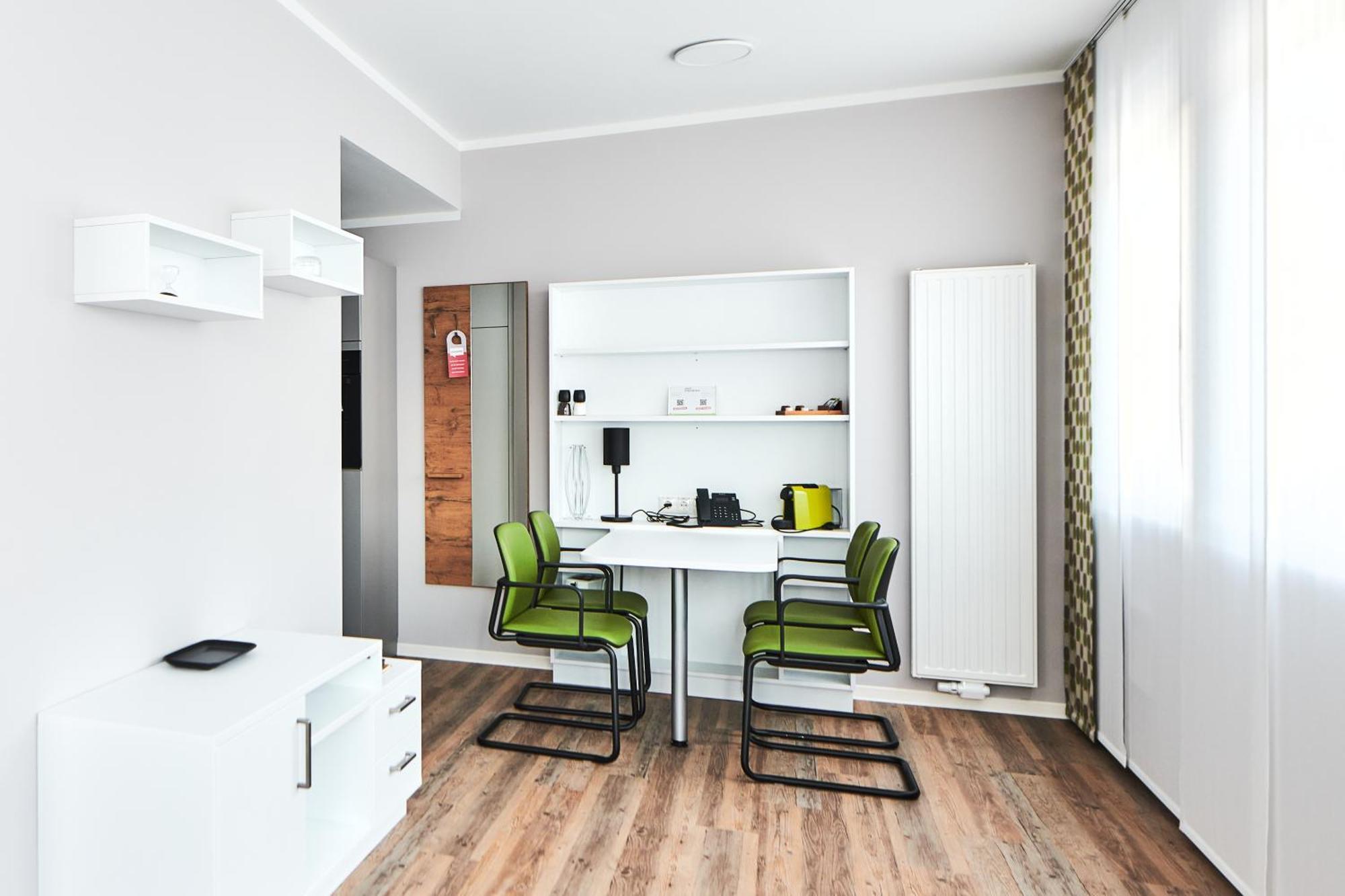 Adapt Apartments ジーゲン 部屋 写真